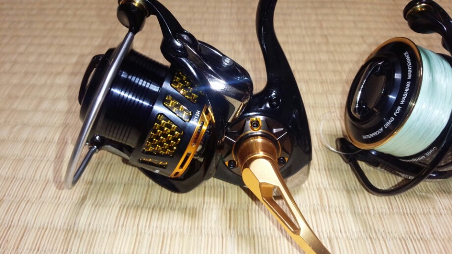 ダイワ モアザン 3012H Amazon | ダイワ(Daiwa) スピニングリール シーバス モアザン 14