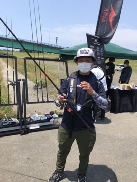 24kt8ryscijvn5fh88pv_361_480-74fbde43.jpg