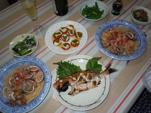 2b5d6d3svuk53b9f4m8k_480_480-b0535559.jpg