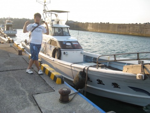 4uhpb2rrbmr8ghc6e9kn_480_480-eddf4dab.jpg