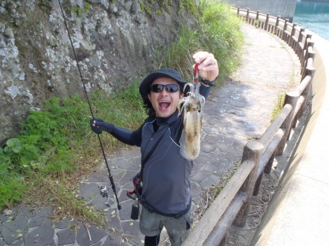 4uwjgvbwuu53xp6f3n77_480_480-0409974e.jpg