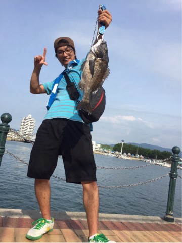 65px83cyfedknpmxsdu6_690_921-58923c53.jpg