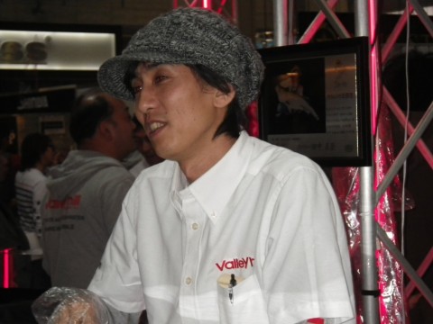 7jztjw7av2kfyuiz6gha_480_480-f4a34870.jpg