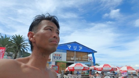 85cm3xmfb2ou4gcmpzjy_920_518-e6fa8bfd.jpg