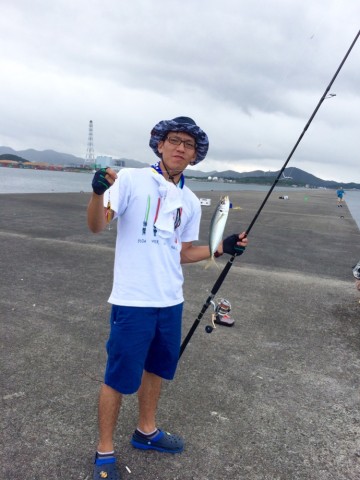 86a7jn3smwibkg39fv66_690_920-b6c4755a.jpg