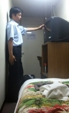 8c6svj6cmhek3ynxz6ec_560_920-8343ba4d.jpg