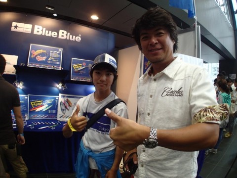 8frbroknmstbuue826dv_480_480-35cbdd30.jpg