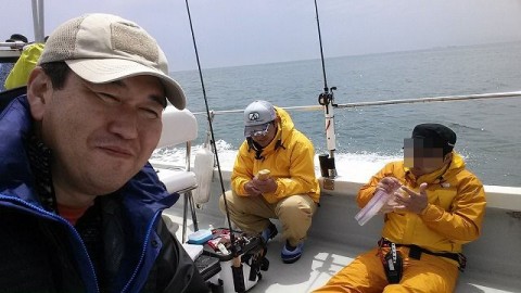 8y5wuf929xpnew7vjzeg_480_480-f00280ee.jpg
