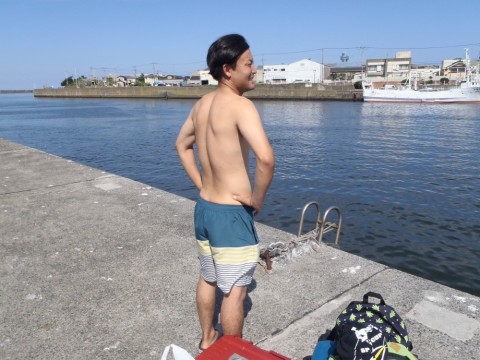 8zntbmzddcejpgyyy7te_480_480-01cd05cf.jpg