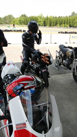 9vh8f3k7cbi9di7thrcp_480_480-968bcfa4.jpg