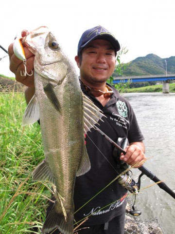 KMStcOZkF5KiTaHDCi3w_480_480-b518926c.jpg