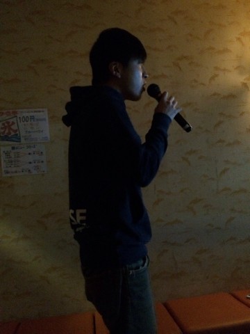 a83r6oujy4svha587y33_690_920-7043e3dc.jpg