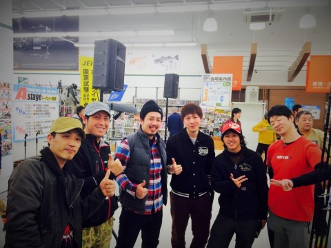 aohon7ewaf2zoaungmae_480_480-307cfd82.jpg