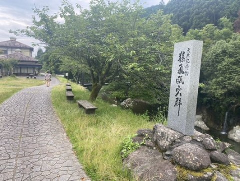 c2aukgdi25x5umfwv3px_480_361-7ee2f1c1.jpg