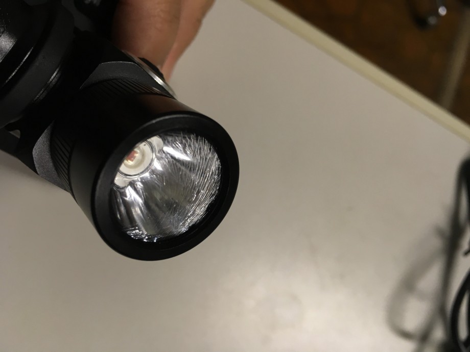 爆光ヘッドライトのハンドメイド 波長６３０ｎｍハイパワーレッドｌｅｄヘッドライトその２