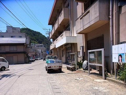 deif9zsua7rj63ze9v9j_480_480-39869858.jpg