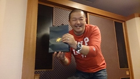 dg3p7gknmrb2hmbkau5t_480_480-d4f529f6.jpg