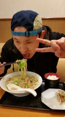 dk88r7iv86d469ck5ken_480_480-2a183eab.jpg