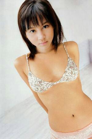dkmhr82k93ewsbmo8bev_300_450-96d05000.jpg