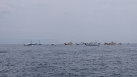 東京湾 太刀魚船団