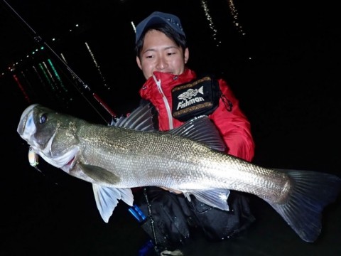 BRIST VENDAVAL8.9Mで釣ったシーバス/アングラー:FishmanAUX 木村匠