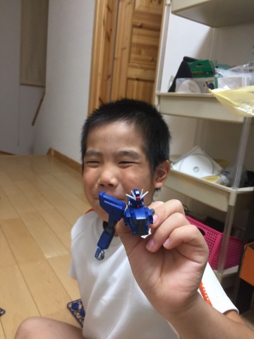 h655k9d3ae8grd7noamk_690_920-bdebc84c.jpg