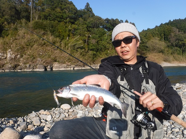 Pure Fishing Japan Saltwater Blog 熊野川サツキマスは釣れるか釣れないかの世界