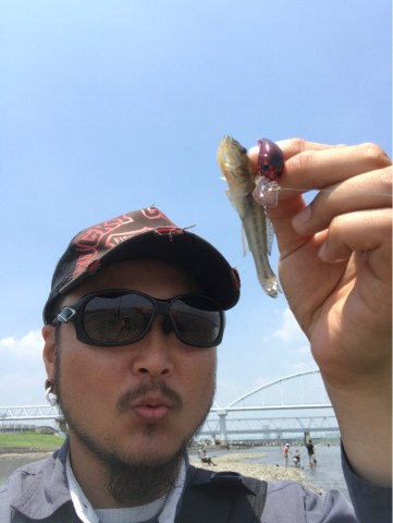 mbsr9eohhhsf6yxyrgvn_692_920-0f6b9620.jpg