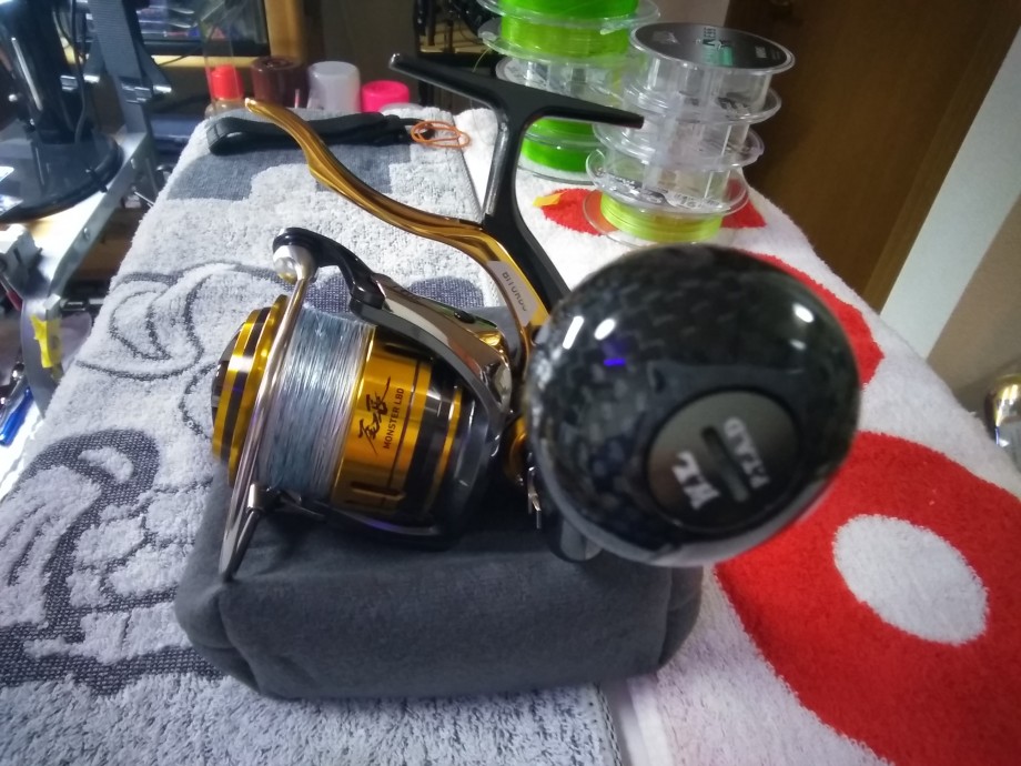 17500円 商品は状態確認 ダイワ　モンスター尾長4000LBD リール