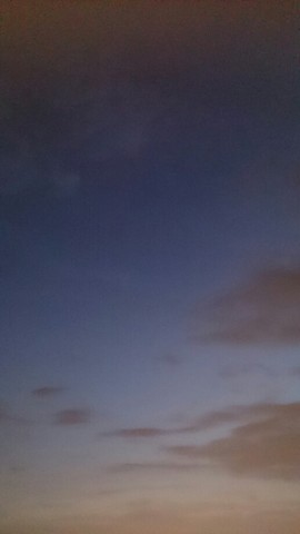 pzkve3smm8h3ix977tex_517_920-60fff111.jpg