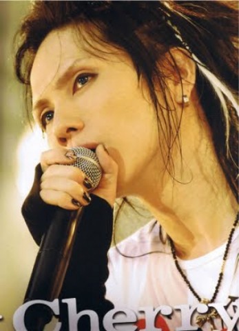 rcm23c7bt25hmgu8h6fe_665_920-7d999394.jpg