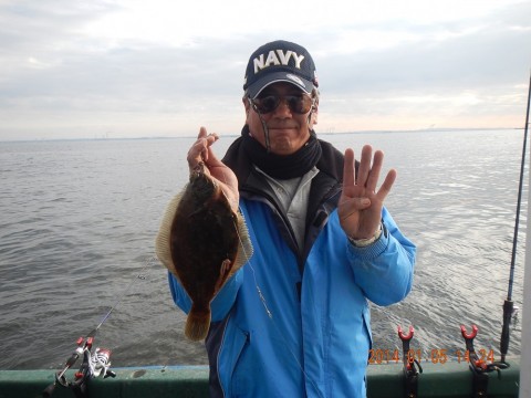 riag25xfn5awaxws7tiv_480_480-4cea39a2.jpg