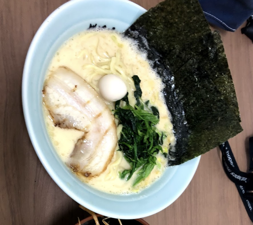 三 段 に 活用 早死 家系ラーメンの中毒性は異常 【早死三段活用＆ニンニグのススメ】