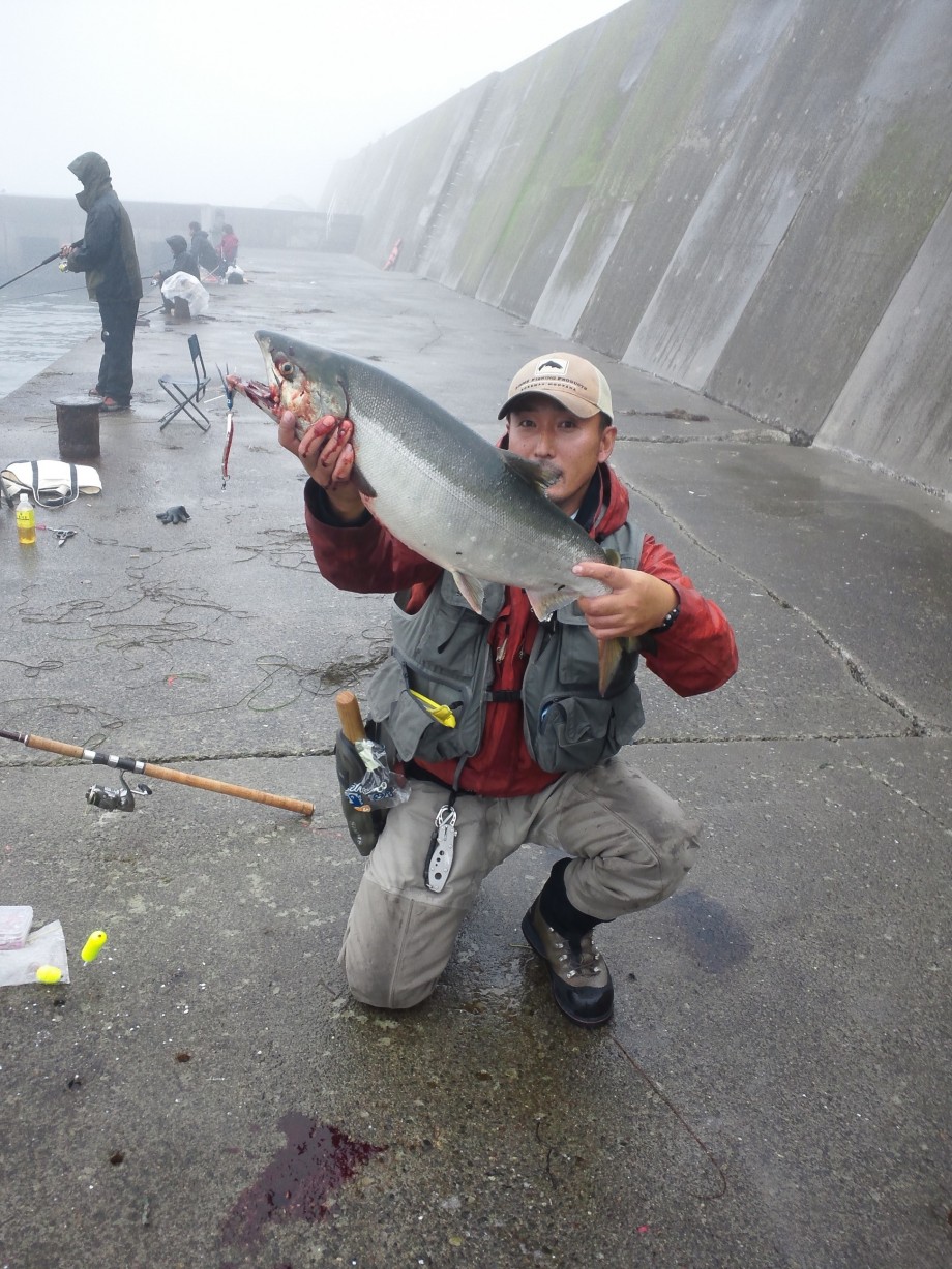 一年中12ft シャケ釣です