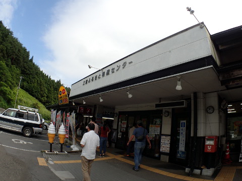 tykg9g79x6bdvg6uxjtr-22d930f3.jpg