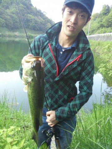 ujwgn5fu3443wnr2j7un_480_480-208e9d37.jpg