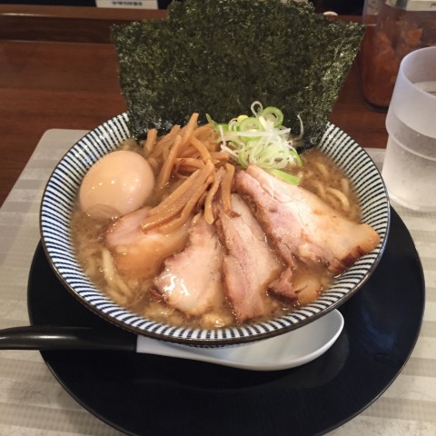 xrwxgux5oyi3g4kmnv4b_920_920-7a2f4d75.jpg