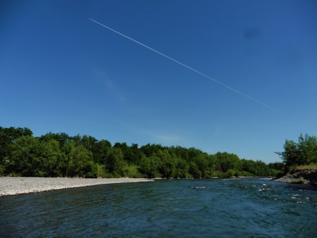 xxp677mknujth6s2nrus-0813b001.jpg