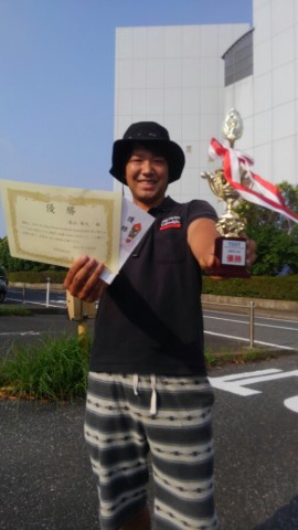 yujj2sxmftz8mc6fmd5x_518_920-679dfbcc.jpg