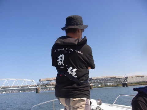 yvutn9k649ygnpjdsegs_480_480-10664758.jpg
