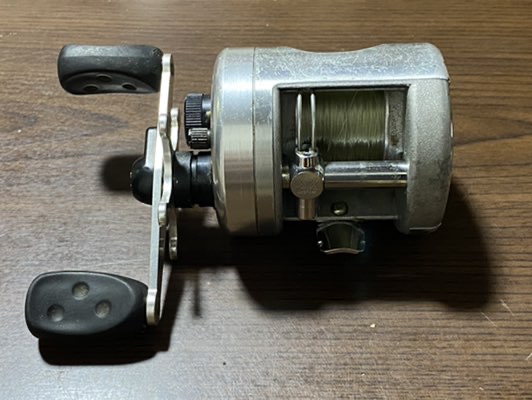 とーさくの釣りあれこれ】 機種名の解らないアンバサダー